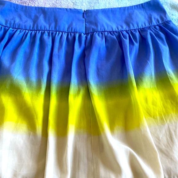 💙💛🤍JESSICA SIMPSON 💙💛🤍Double layered ombré skirt in size 13/14. - Picture 6 of 12